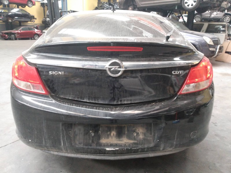 opel insignia berlina del año 2013