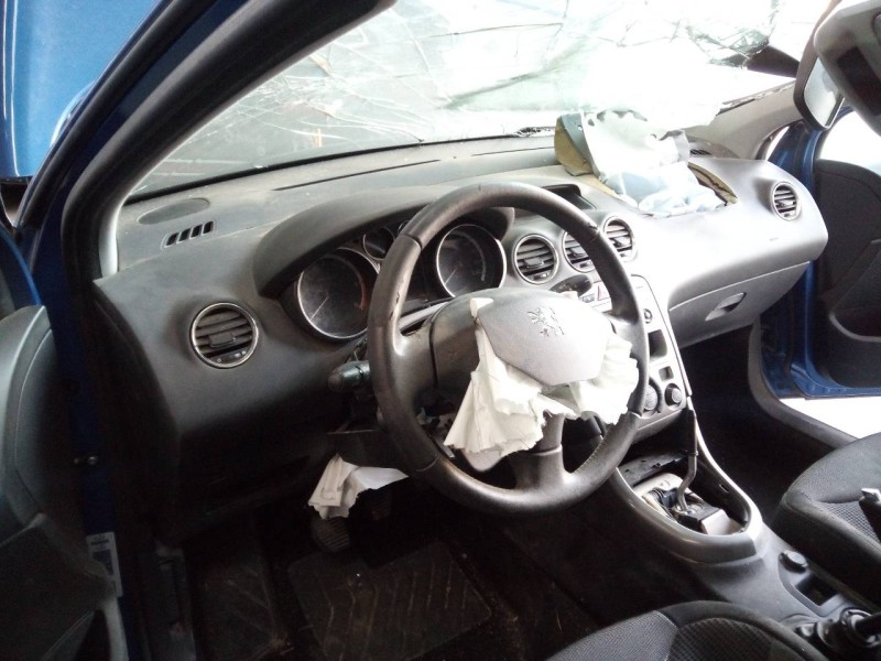 peugeot 308 del año 2010