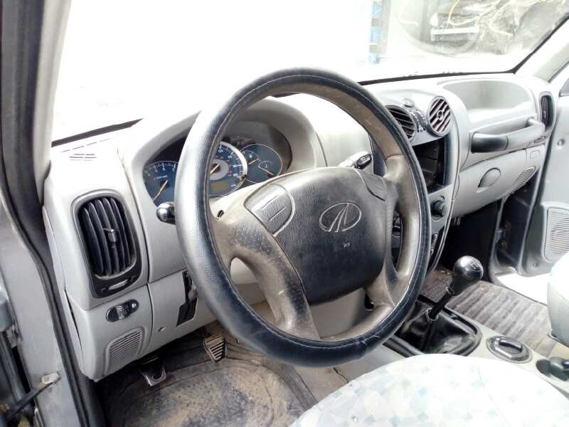 » otros... mahindra goa del año 2008