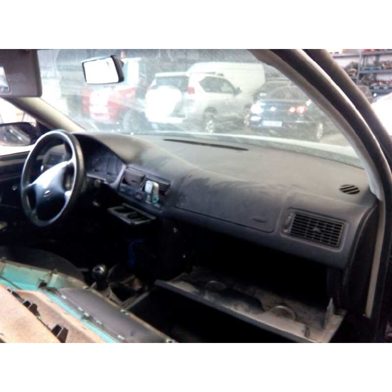 volkswagen golf iv berlina (1j1) del año 1998