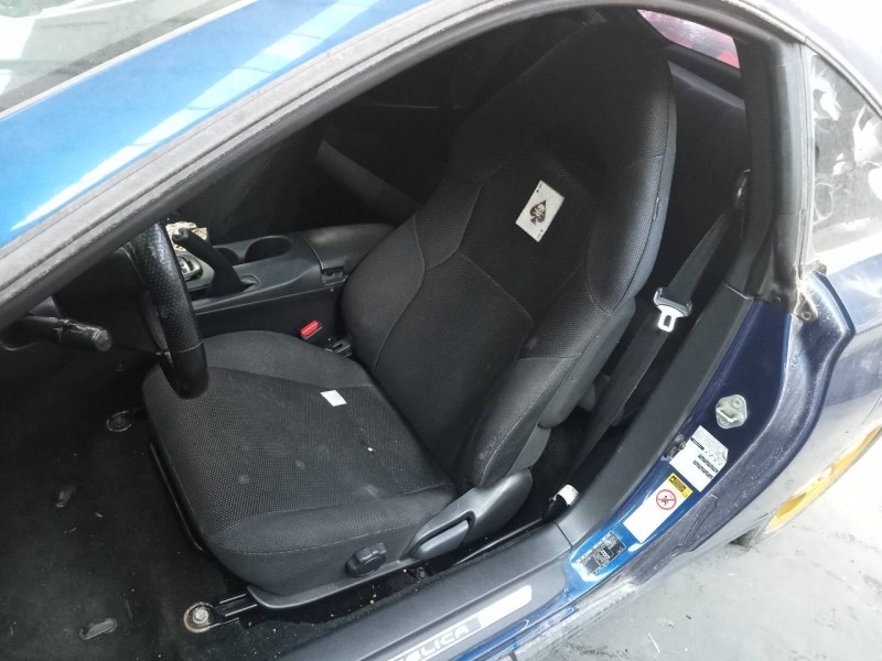 toyota celica (t23) del año 2004