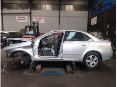 AUDI A4 BERLINA (8E)