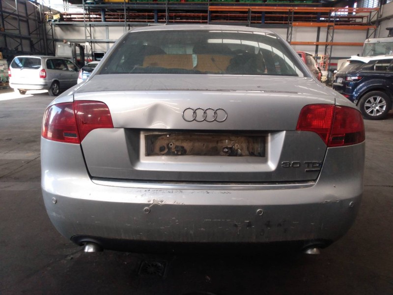 audi a4 berlina (8e) del año 2004