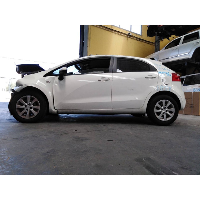 kia rio del año 2014