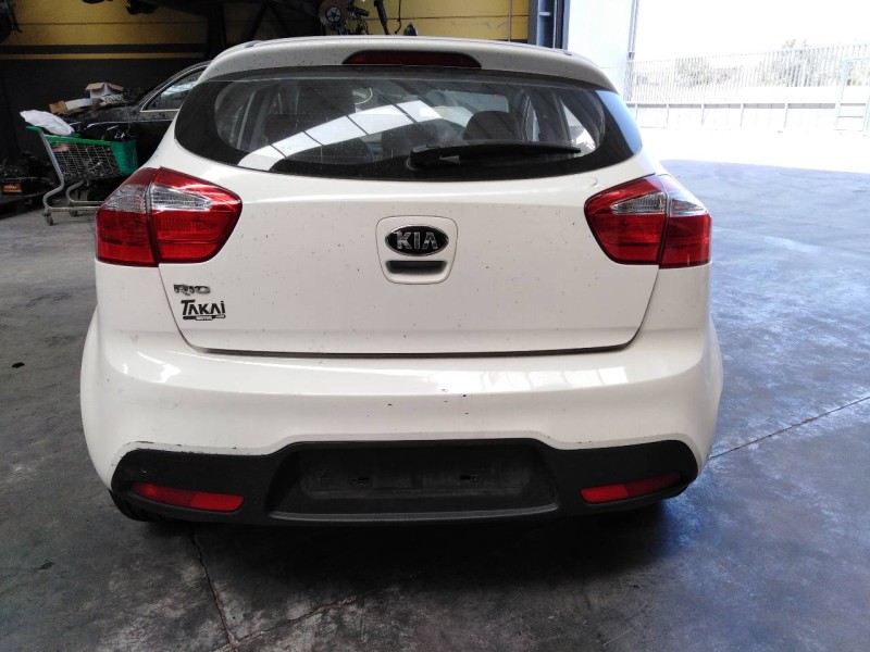 kia rio del año 2014