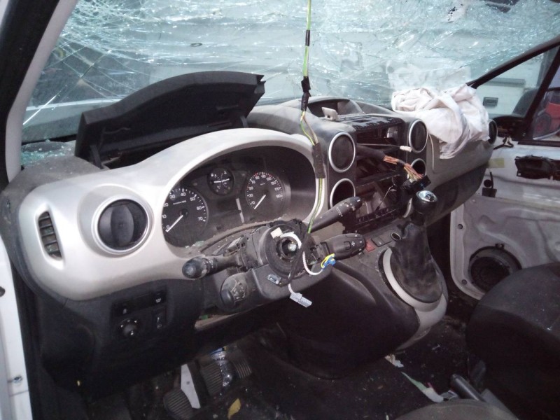 citroën berlingo station wagon del año 2015