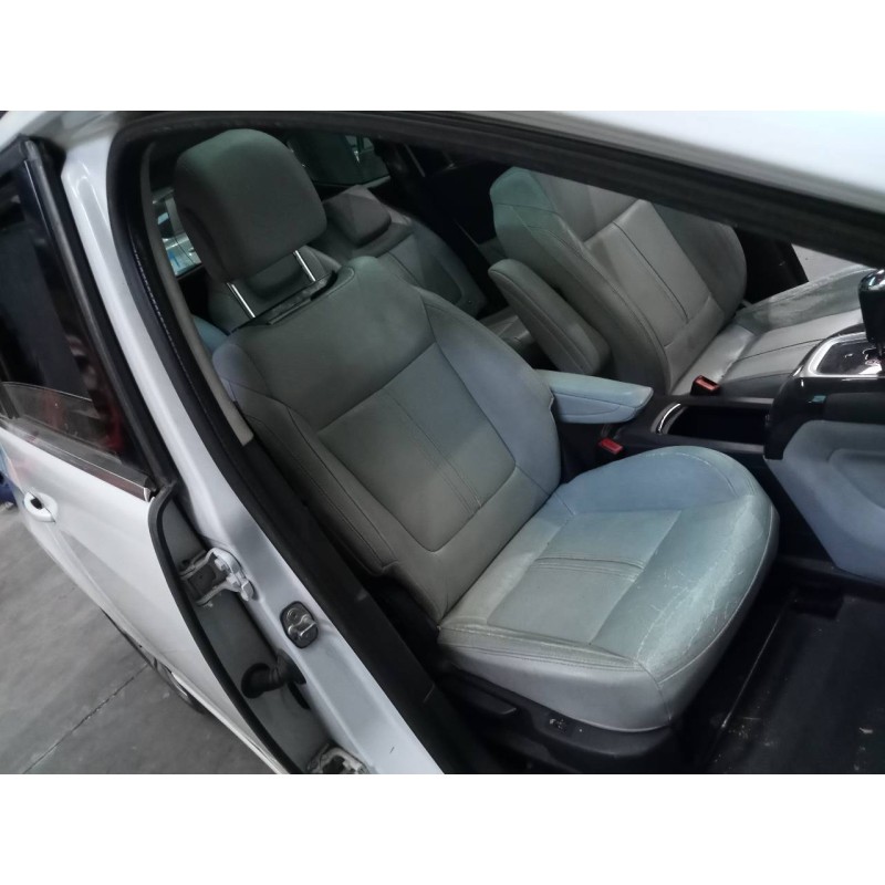 peugeot 5008 del año 2012