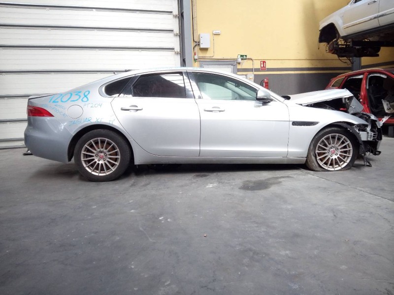 jaguar xf del año 2017