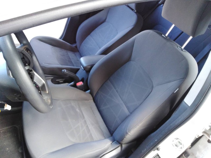 kia rio del año 2014