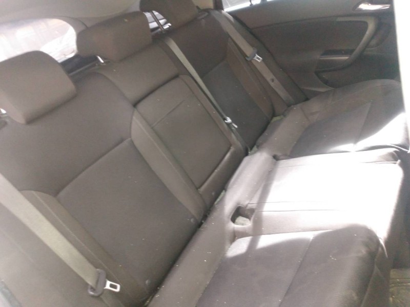 opel insignia sports tourer del año 2010