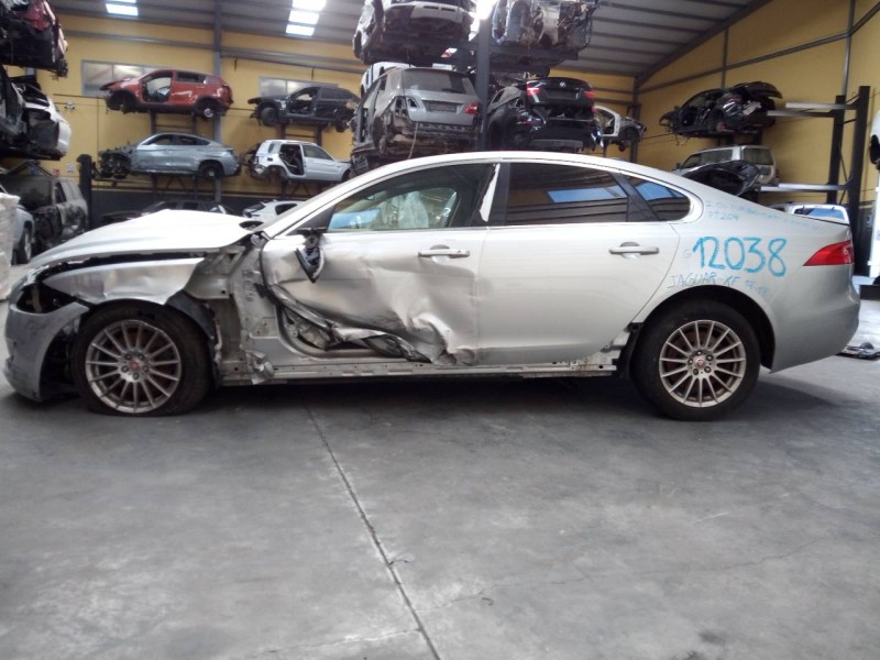 jaguar xf del año 2017