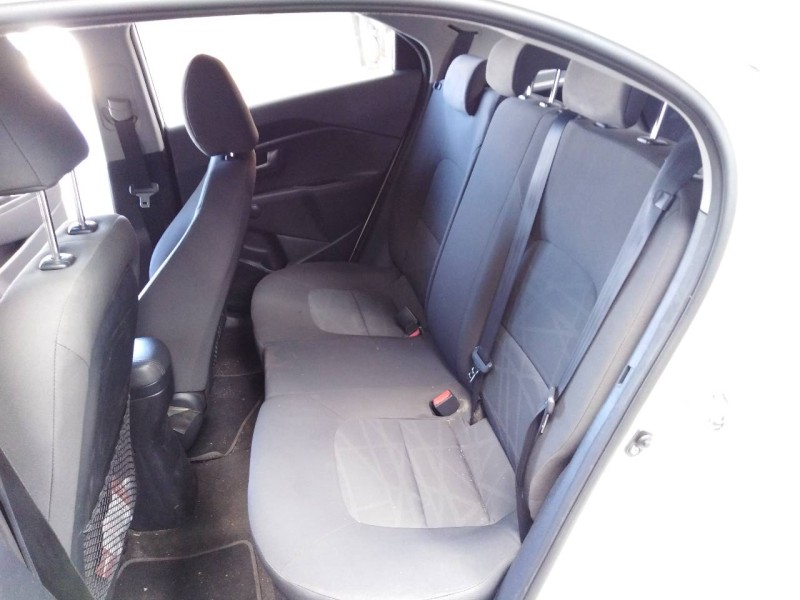 kia rio del año 2014