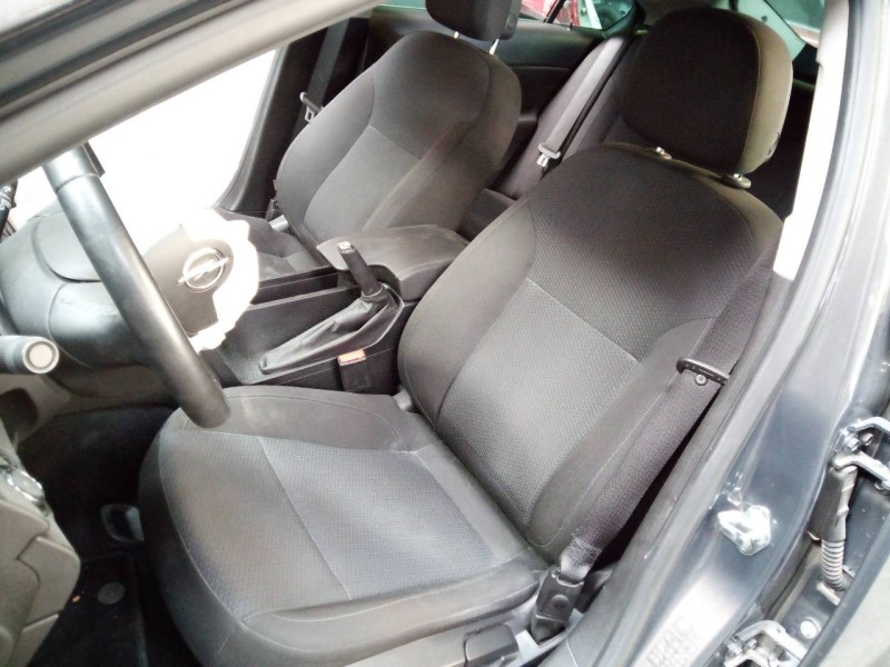 opel insignia berlina del año 2015