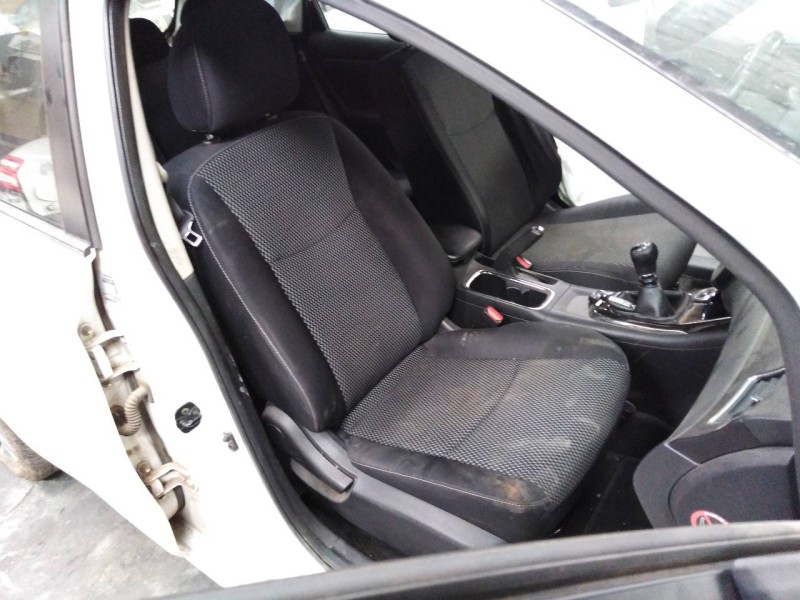 nissan pulsar (c13) del año 2014