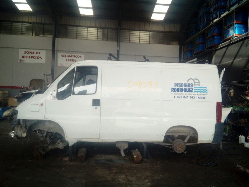peugeot boxer caja cerr. acristalada (rs2850)(290/330)(´02) del año 2004