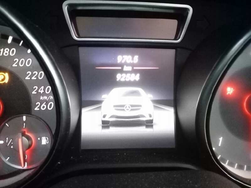 mercedes-benz clase cla (w117) del año 2013