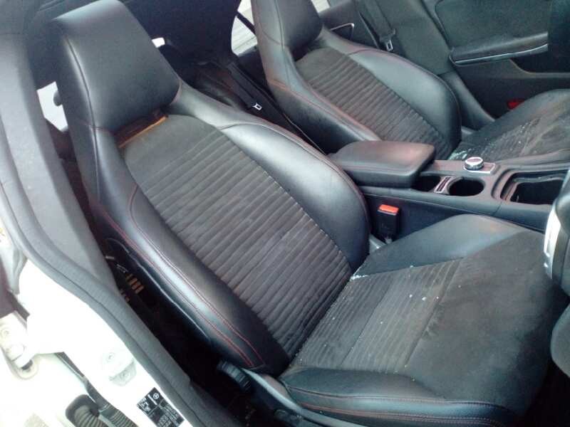 mercedes-benz clase cla (w117) del año 2013