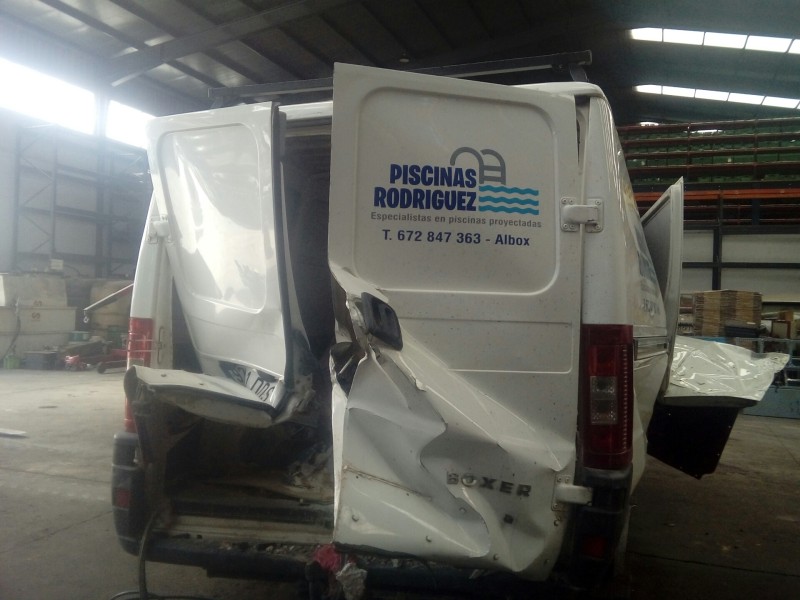 peugeot boxer caja cerr. acristalada (rs2850)(290/330)(´02) del año 2004