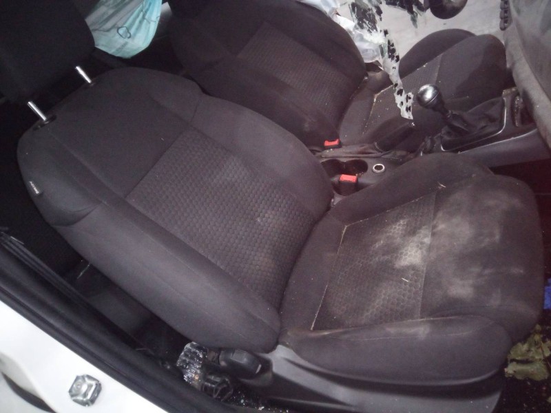 alfa romeo giulietta (191) del año 2012