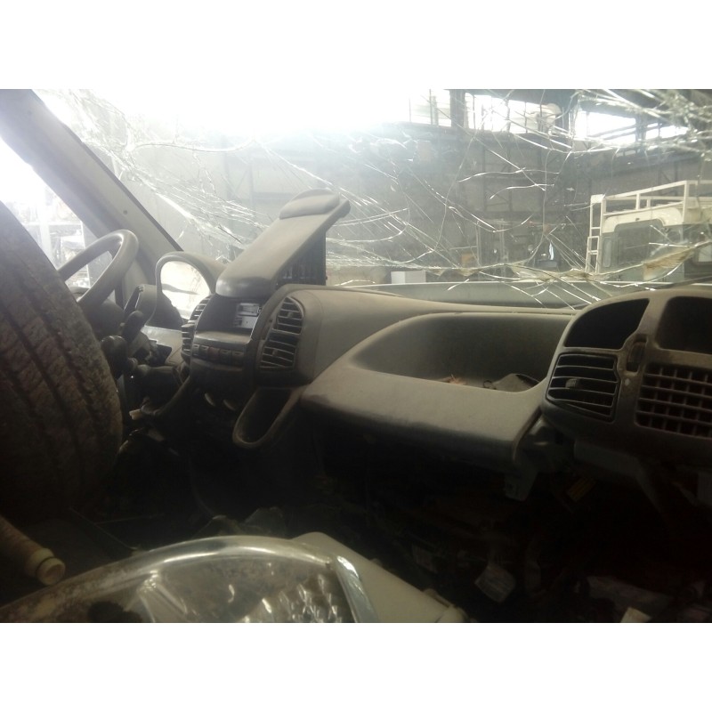 peugeot boxer caja cerr. acristalada (rs2850)(290/330)(´02) del año 2004