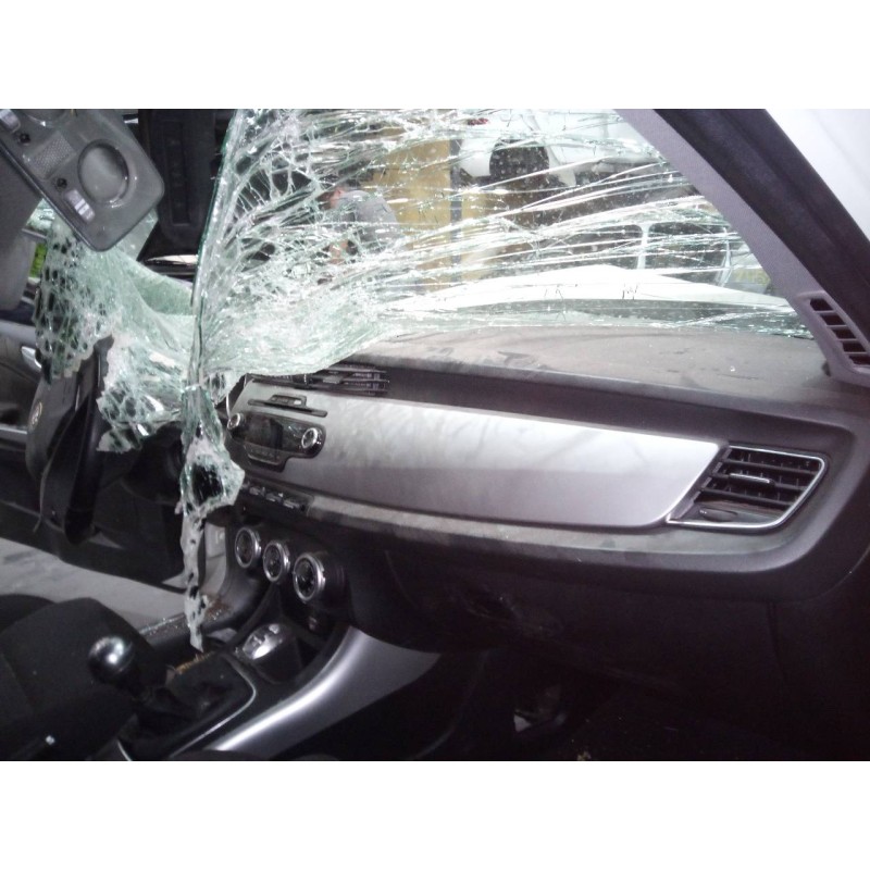 alfa romeo giulietta (191) del año 2012