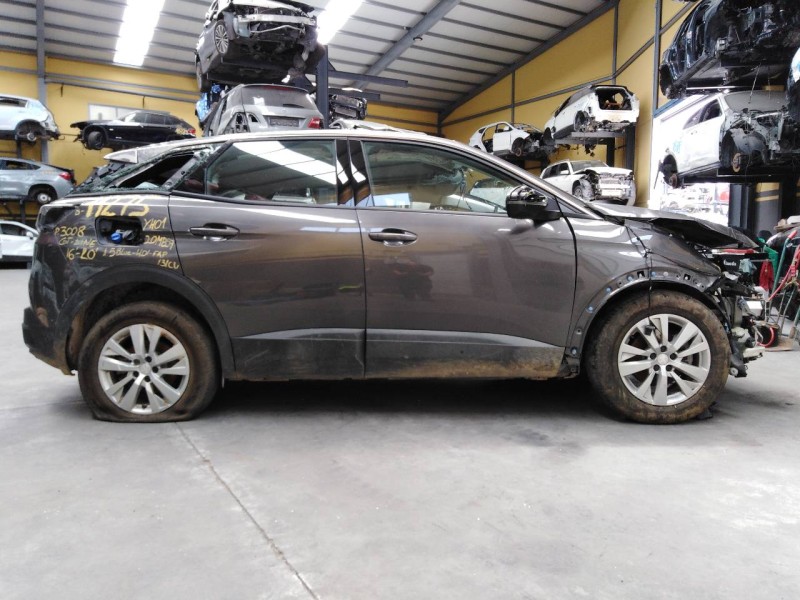 peugeot 3008 del año 2022