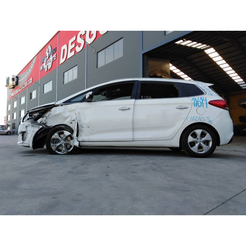kia carens ( ) del año 2014