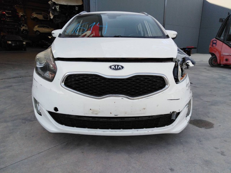 kia carens ( ) del año 2014