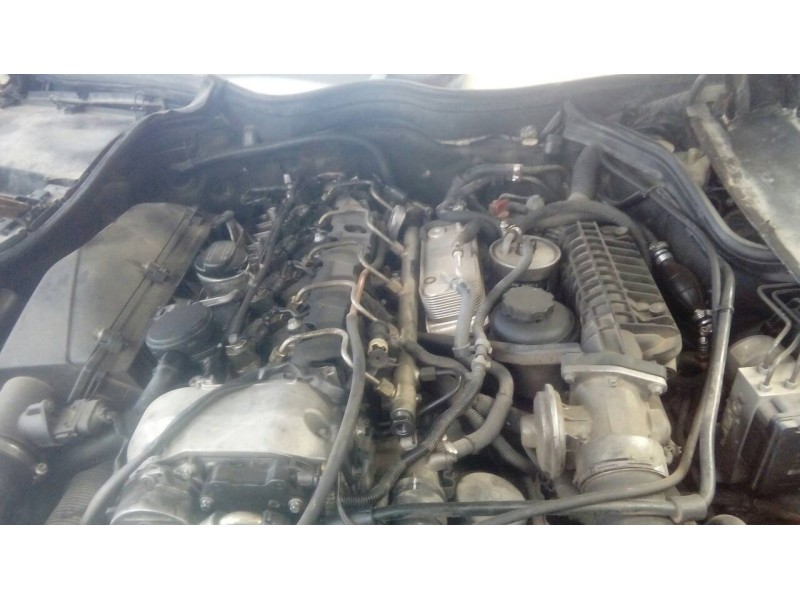 mercedes-benz clase c (w203) berlina del año 2002