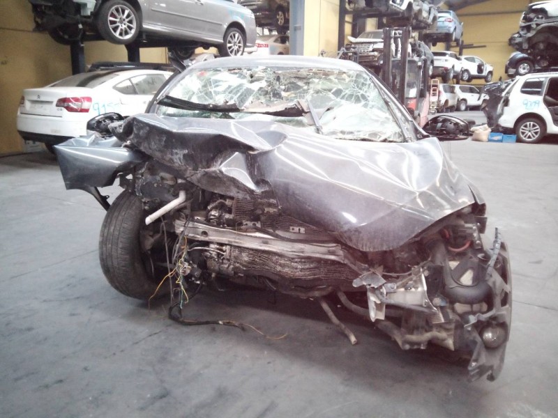 renault megane iii berlina 5 p del año 2011