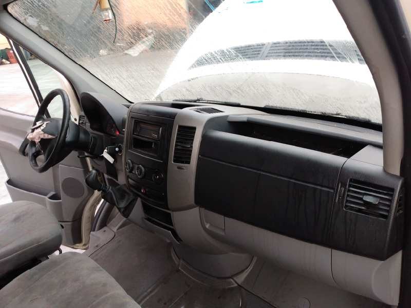 volkswagen crafter caja cerrada del año 2008