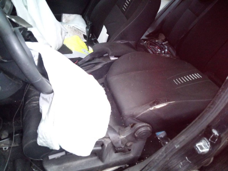 renault megane iii berlina 5 p del año 2011