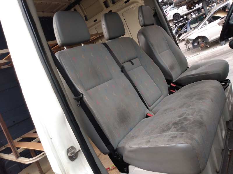 volkswagen crafter caja cerrada del año 2008