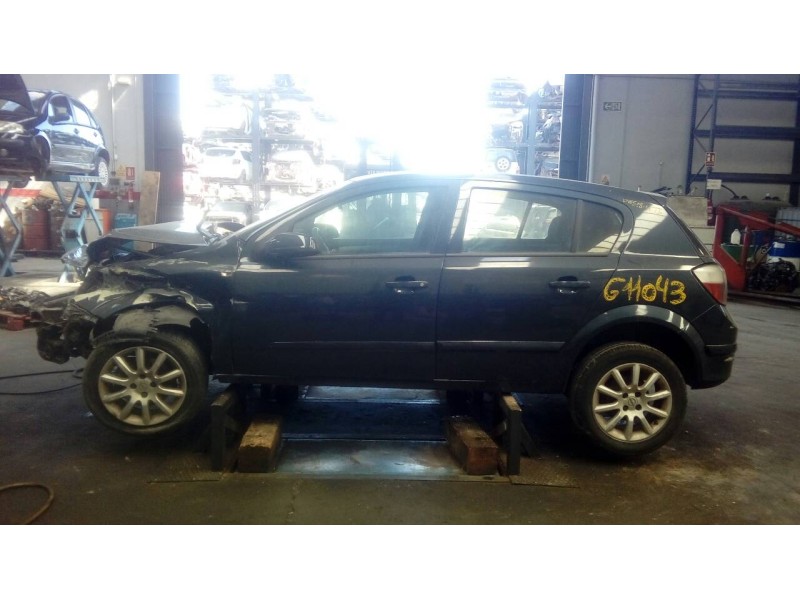 opel astra h berlina del año 2006