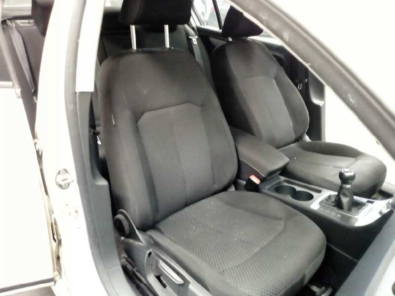 volkswagen passat lim. (362) del año 2012