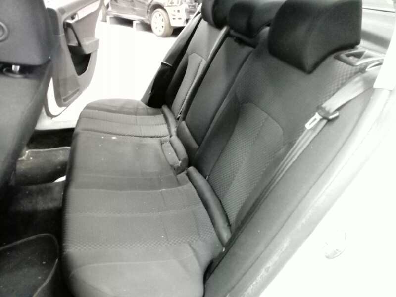 volkswagen passat lim. (362) del año 2012