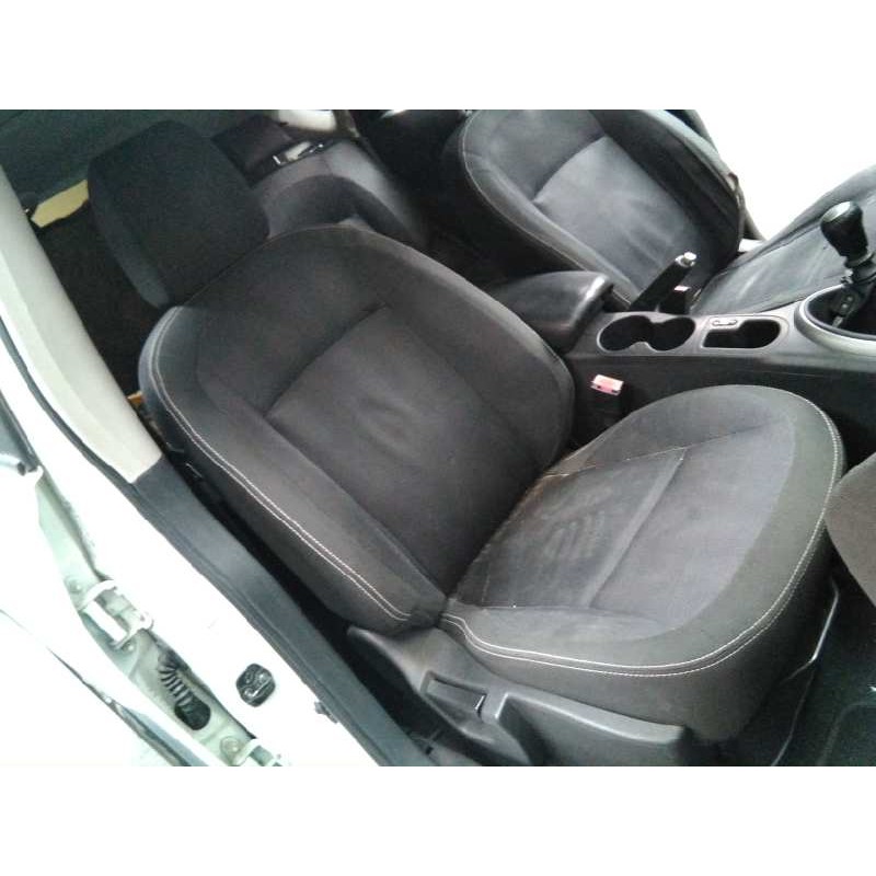 nissan qashqai (j10) del año 2011