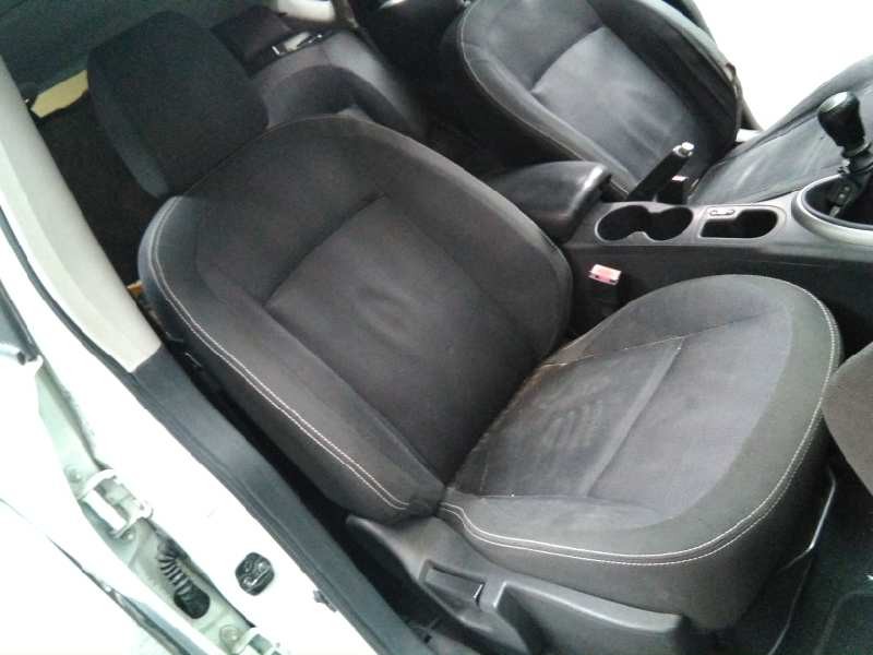 nissan qashqai (j10) del año 2011