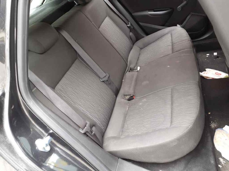 opel astra j lim. del año 2012