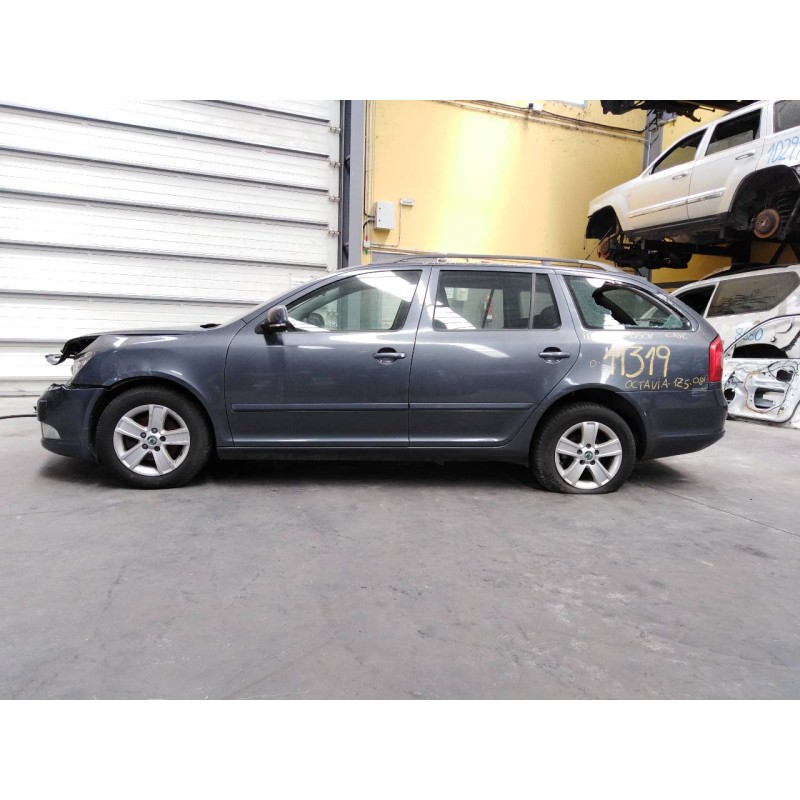 skoda octavia combi (1z5) del año 2008