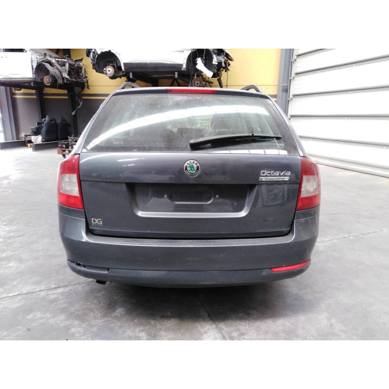 skoda octavia combi (1z5) del año 2008