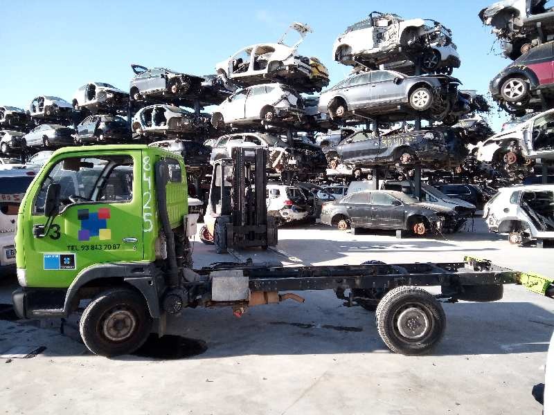 nissan cabstar 01.04  del año 2003