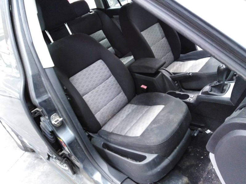 skoda octavia combi (1z5) del año 2008