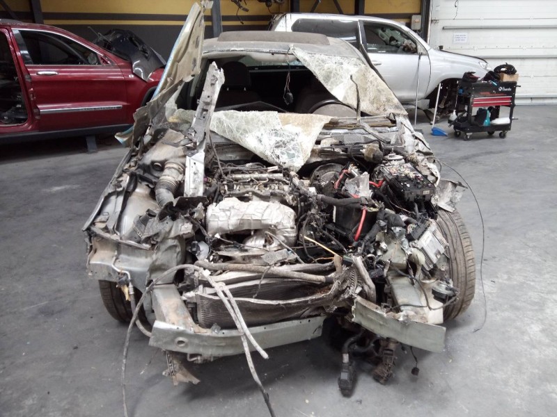 opel insignia berlina del año 2010