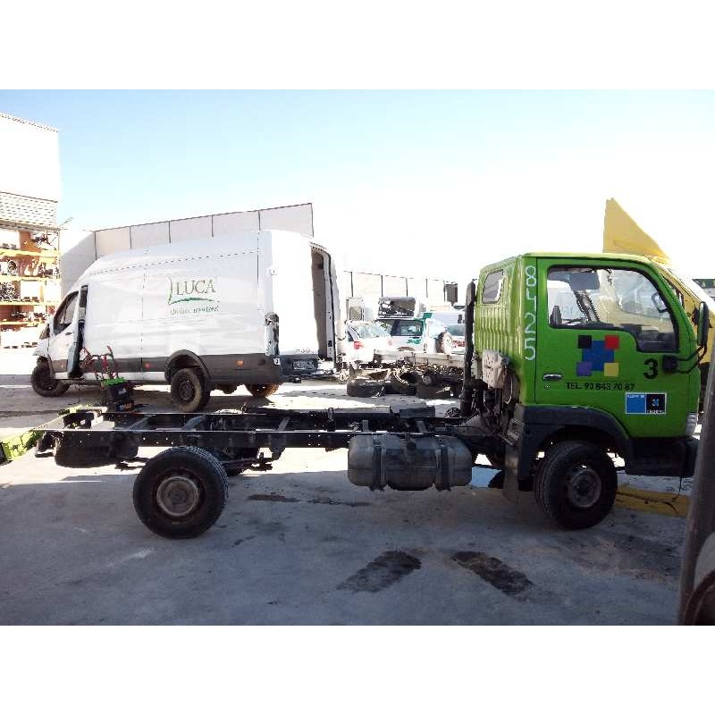 nissan cabstar 01.04  del año 2003