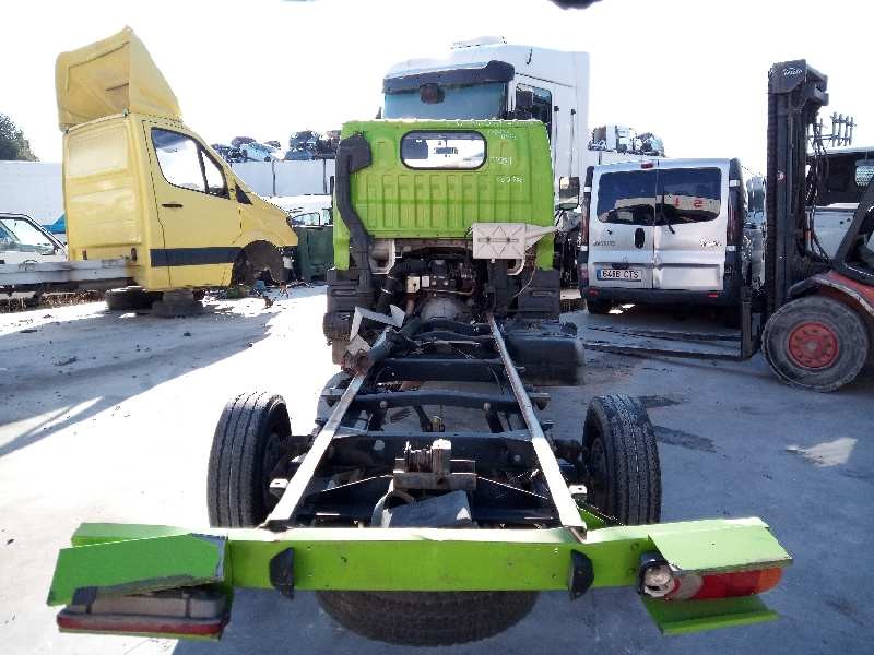 nissan cabstar 01.04  del año 2003