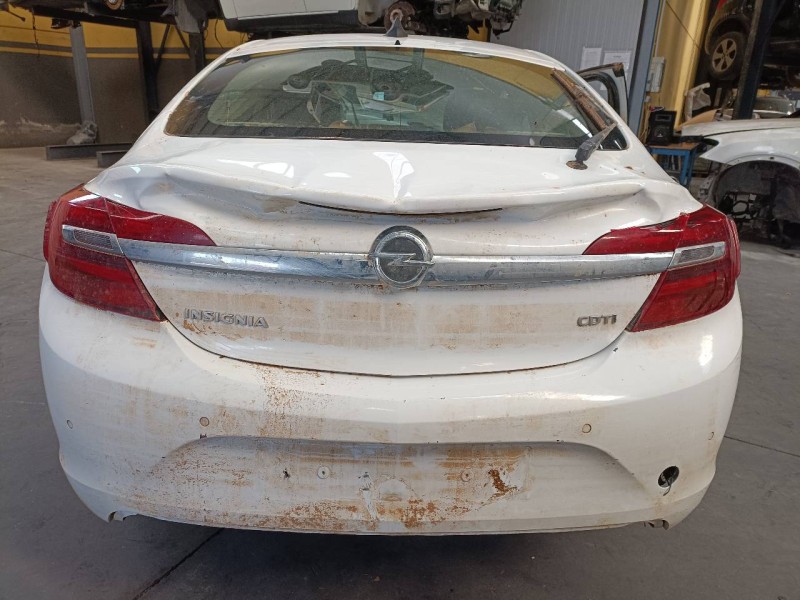 opel insignia berlina del año 2016