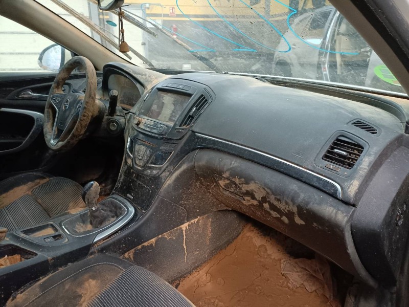 opel insignia berlina del año 2016