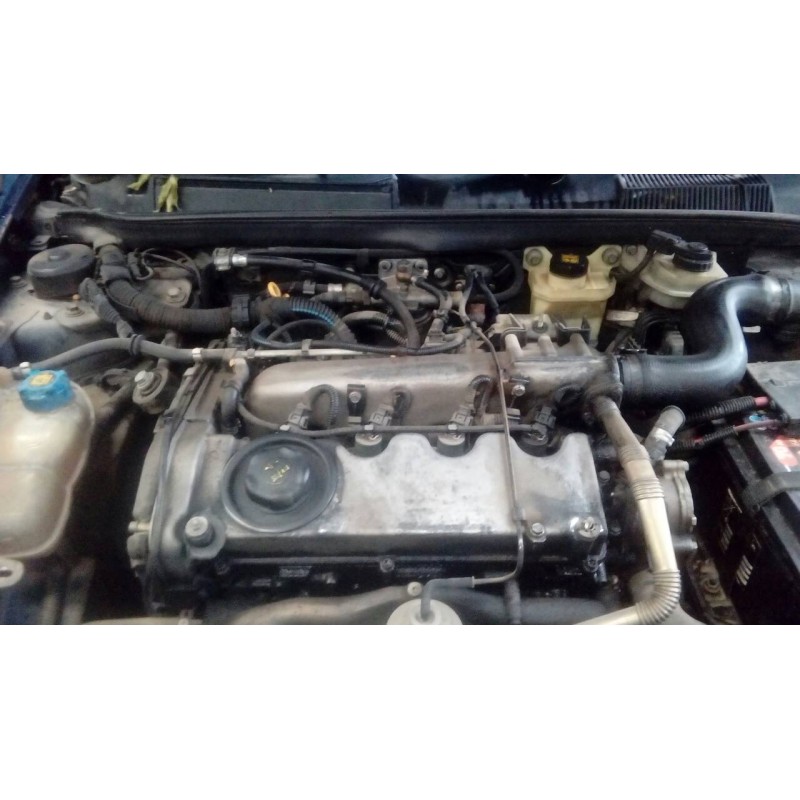 lancia lybra berlina del año 2000