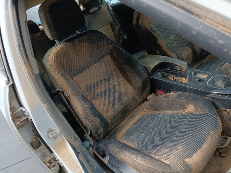 opel insignia berlina del año 2016